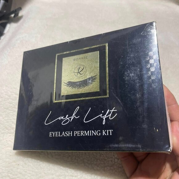 Lash Lift Eyelash Perming Kit - Picture 1 of 7